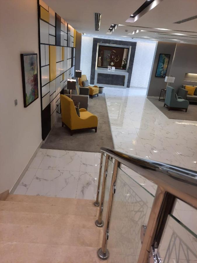 Executive Aparthotel 4*