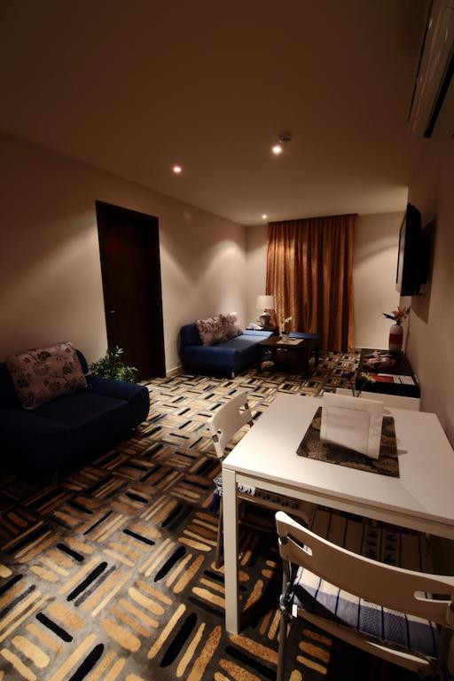 Aparthotel Executive